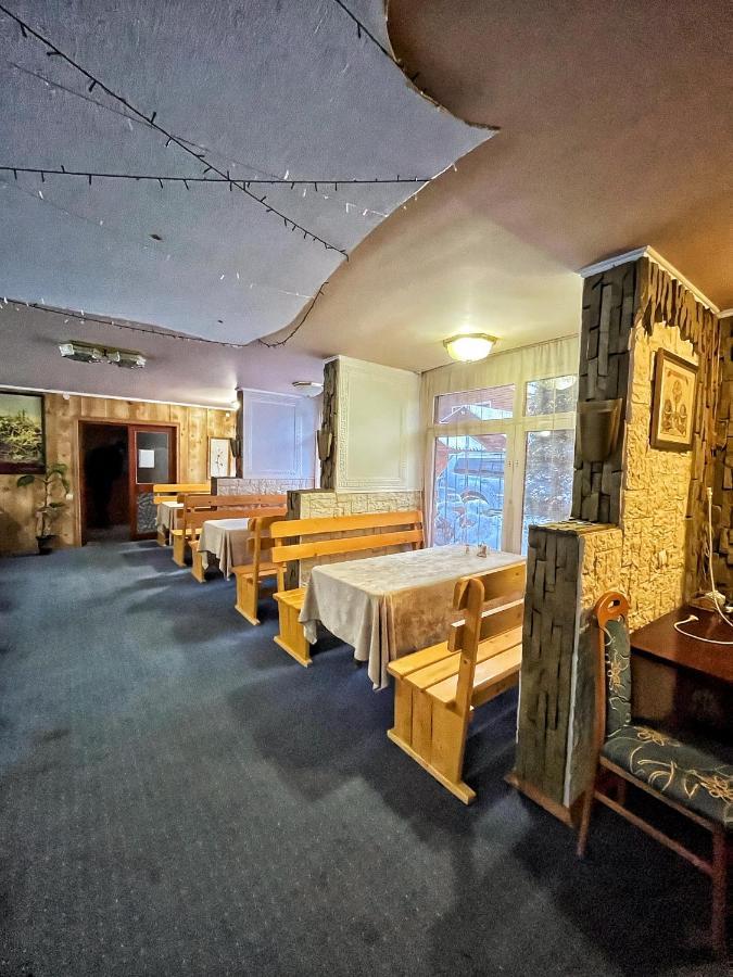 Aspen Hotel Slavske Buitenkant foto