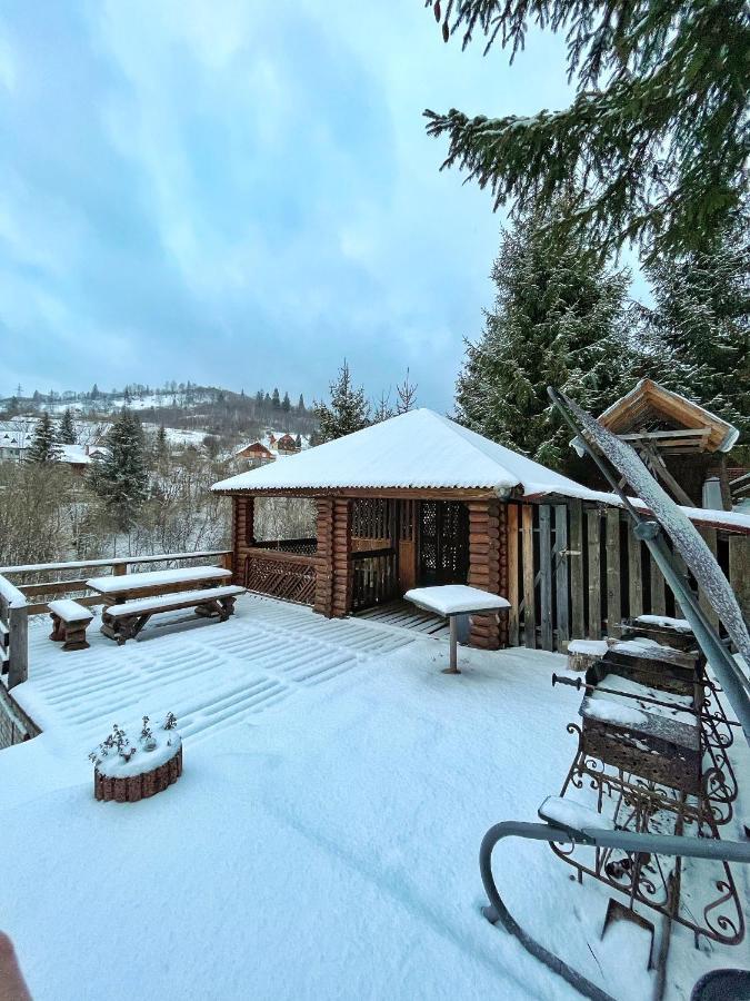 Aspen Hotel Slavske Buitenkant foto