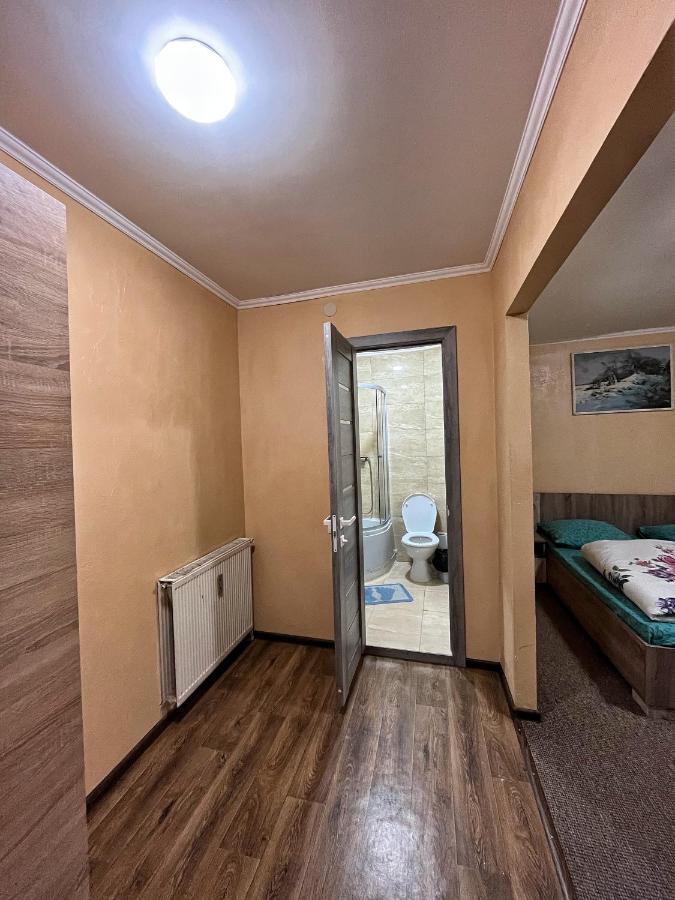 Aspen Hotel Slavske Buitenkant foto