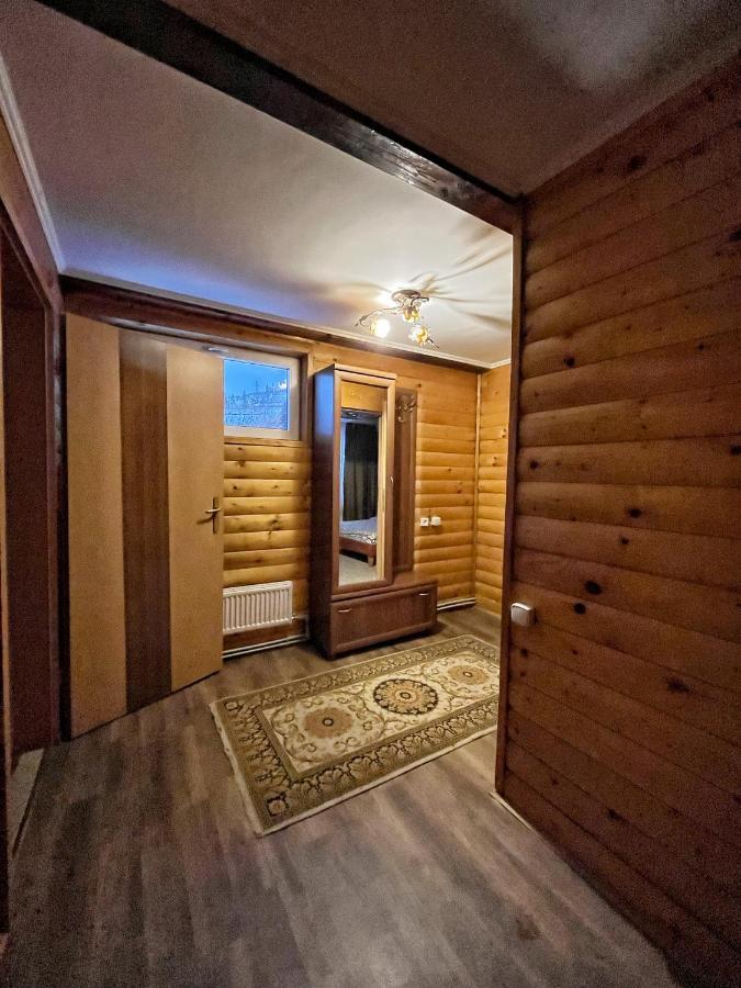 Aspen Hotel Slavske Buitenkant foto