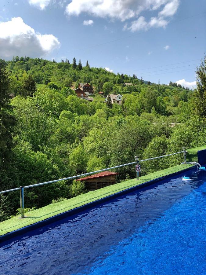 Aspen Hotel Slavske Buitenkant foto